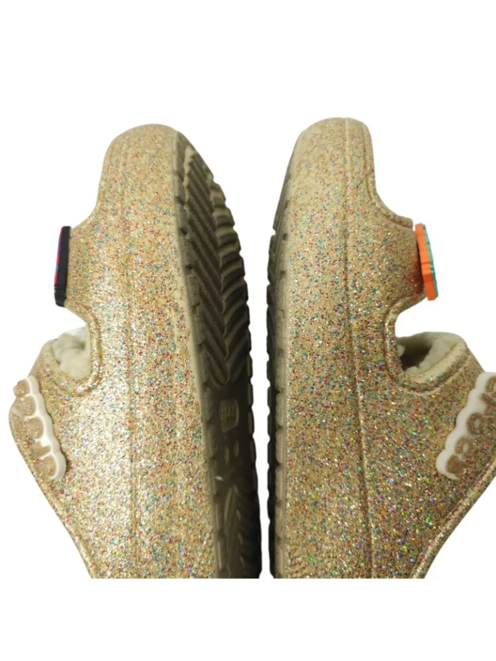 Crocs Classic Cozzzy Glitter Sandals Women 7 Gold Fuzzy Lined Slide Taco Jibbitz